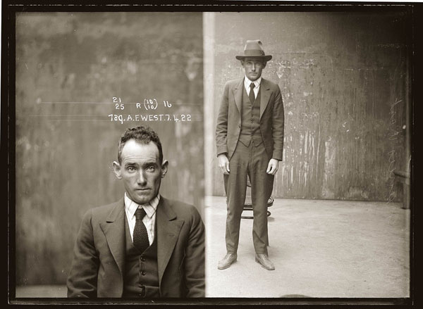 vintage 21 Vintage Portraits of Criminals from 1920's