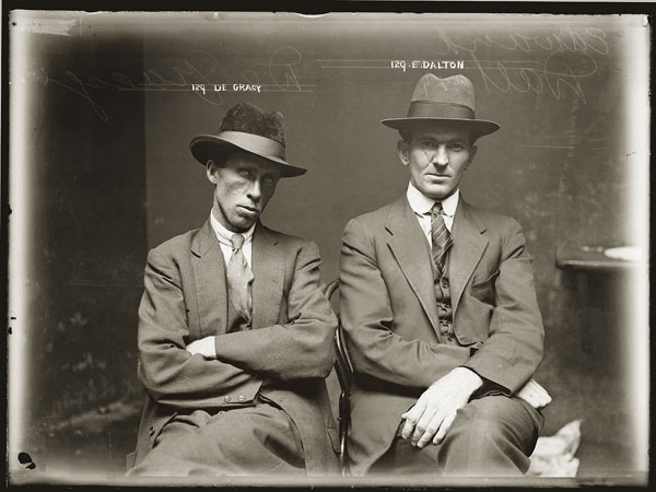 vintage 32 Vintage Portraits of Criminals from 1920's