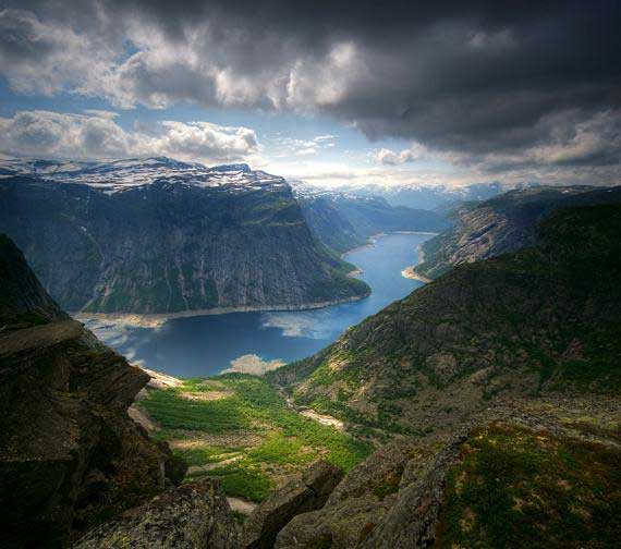 trolltunga 4 Today's Picture #8 Trolltunga - Norway - amazing View from the Hill Top