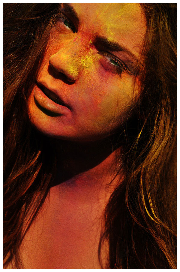 Colorful Hoil portrait girl